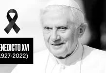 Benedicto XVI, primer papa moderno en renunciar, muere a los 95 años